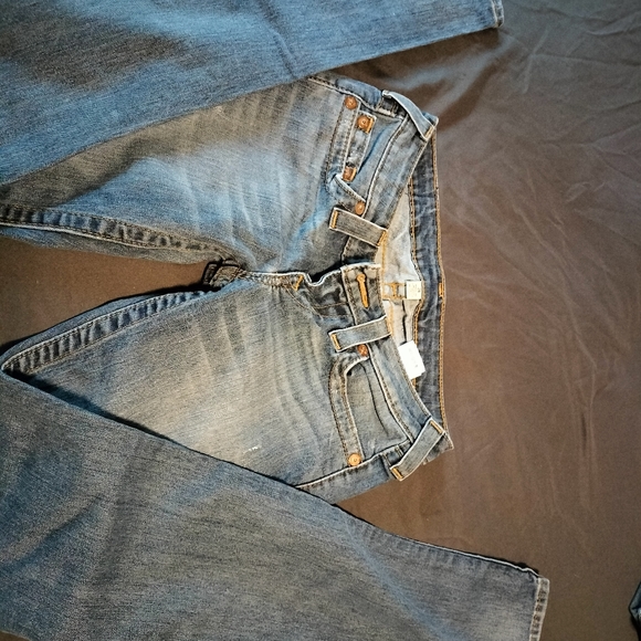 True religion - Picture 4 of 4